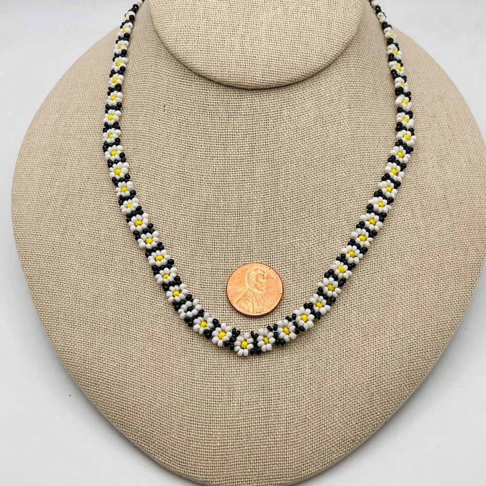 Cute Handcrafted Seed Bead Daisy Necklace White Yellow Black Hippie Boho Vibe